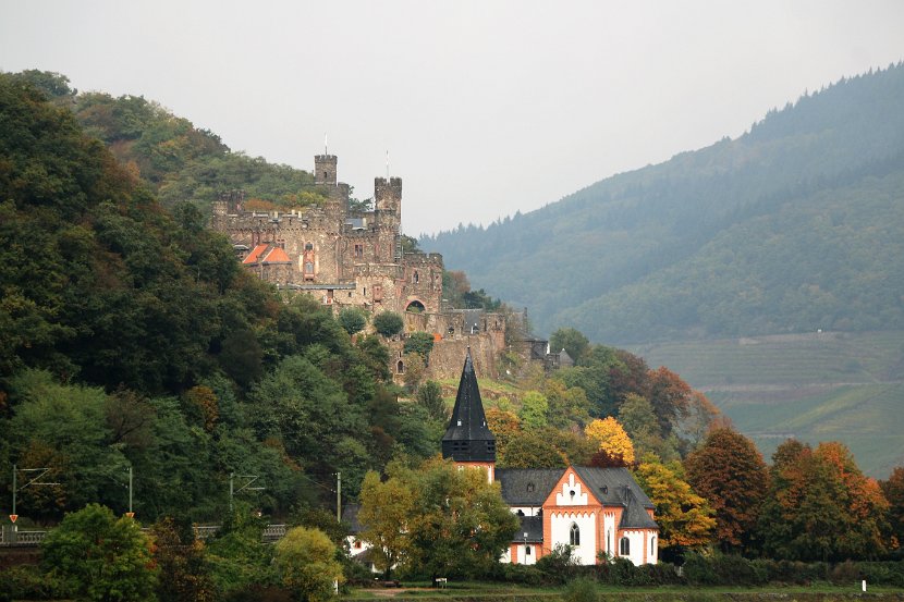 S_Middle Rhine00054 Reichenstein Castle